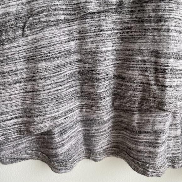 Soft Surroundings Heathered Marbled Gray Ladies 3/4 Sleeve Casual Tunic, M‎ - Picture 6 of 6